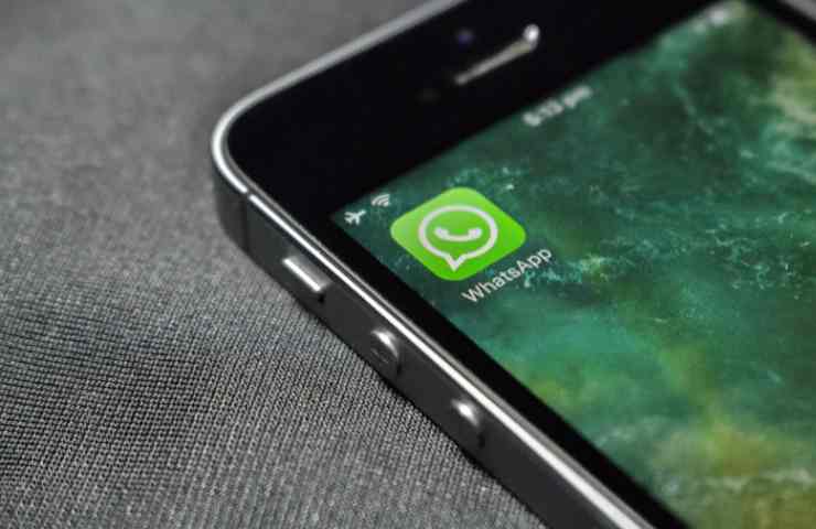 chat archiviata whatsapp come eliminarla